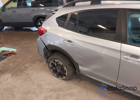 2021 Subaru Crosstrek Premium из США, поврежденный, VIN JF2GTACC9M9365832
